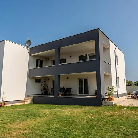 וילה Holiday Home Galizana *