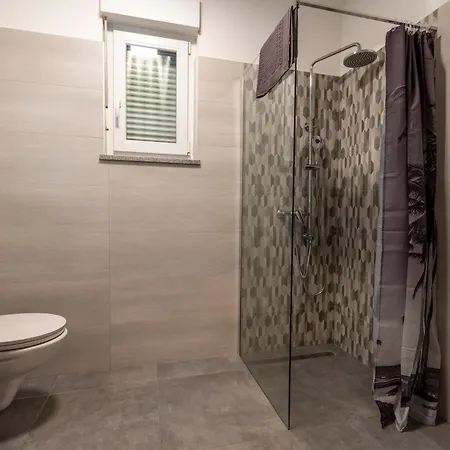 别墅 Holiday Home Galizana Galižana