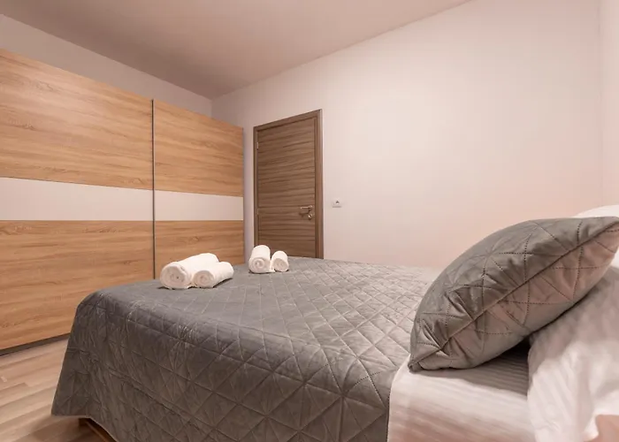 וילה Holiday Home Galizana Galižana